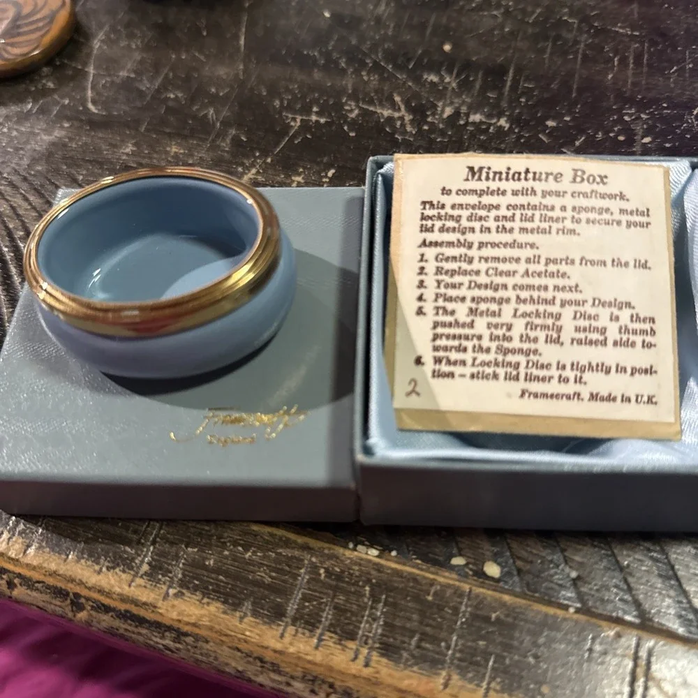 Vintage Framecraft Porcelain Trinket Box Sky Blue